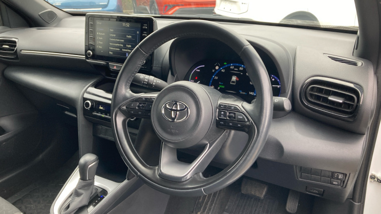 Toyota Yaris Cross 1.5 Hybrid Design 5dr CVT Hybrid Estate